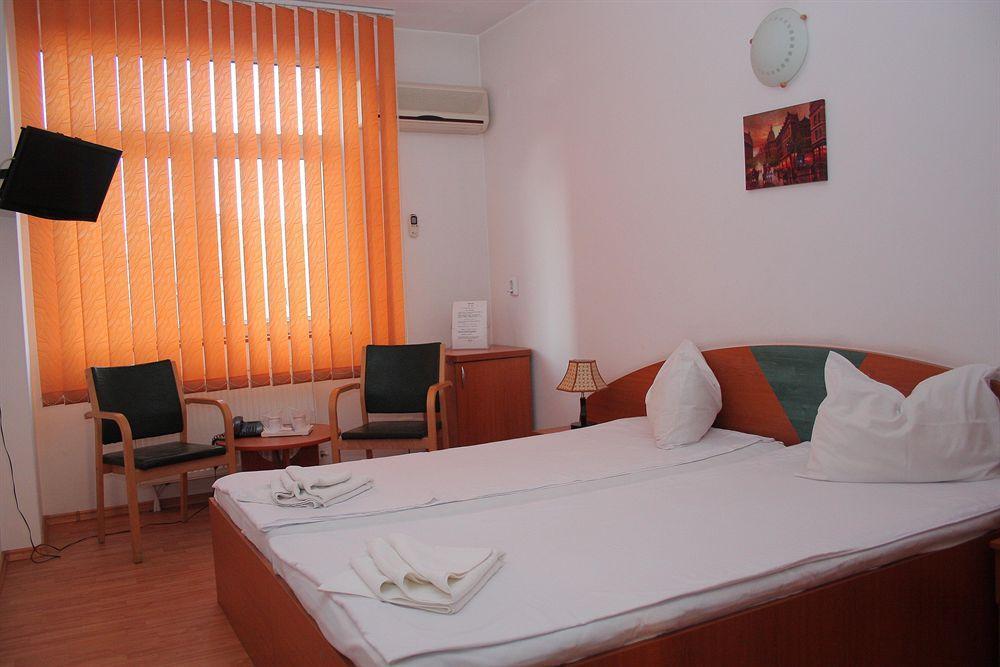 Hotel Sir Lujerului Bukarest Kültér fotó