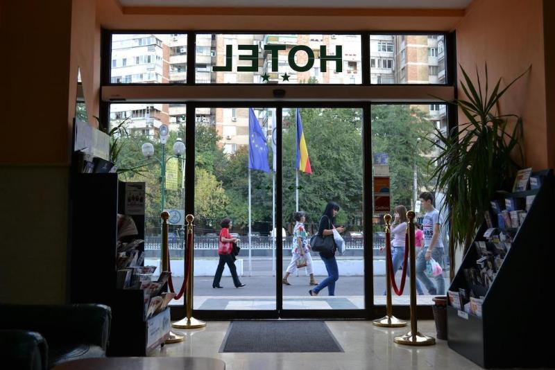 Hotel Sir Lujerului Bukarest Kültér fotó